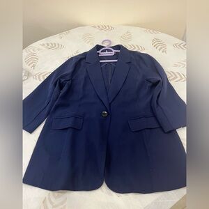 Elegant Navy Women's Blazer